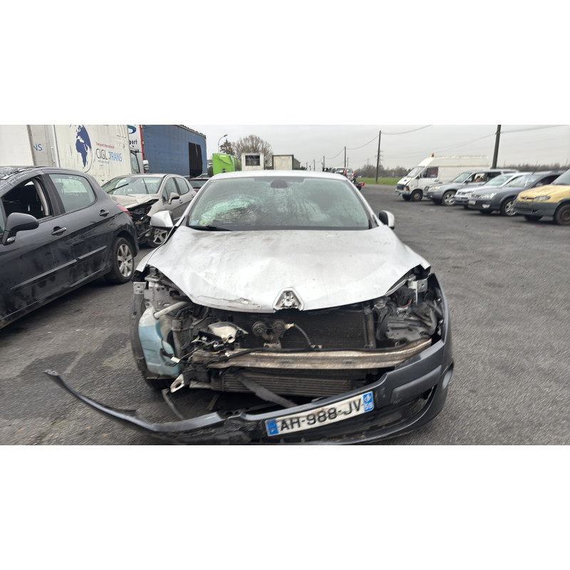 Trappe d'essence RENAULT MEGANE 3 Photo n°11