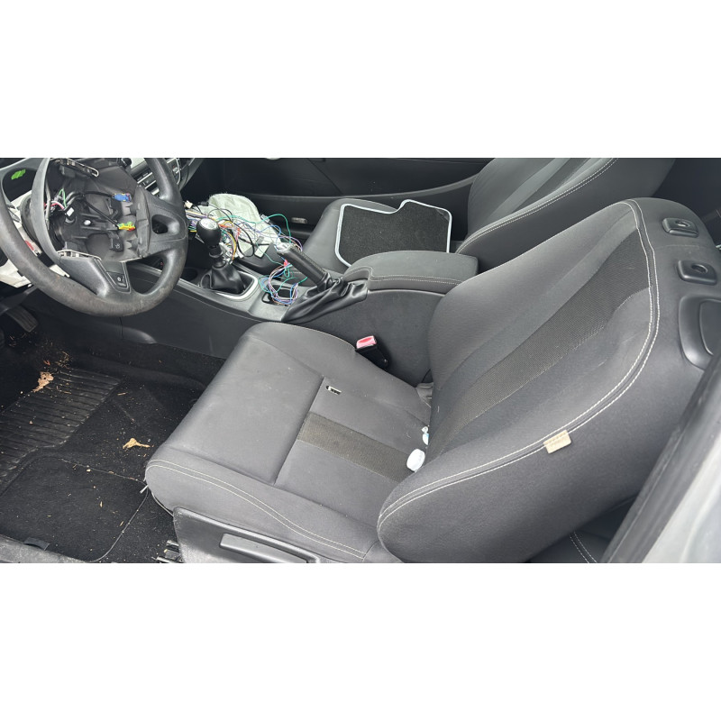 Trappe d'essence RENAULT MEGANE 3 Photo n°13