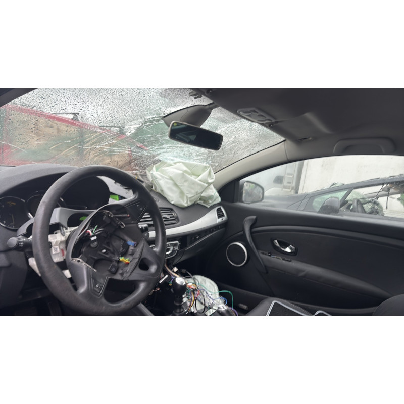 Trappe d'essence RENAULT MEGANE 3 Photo n°15