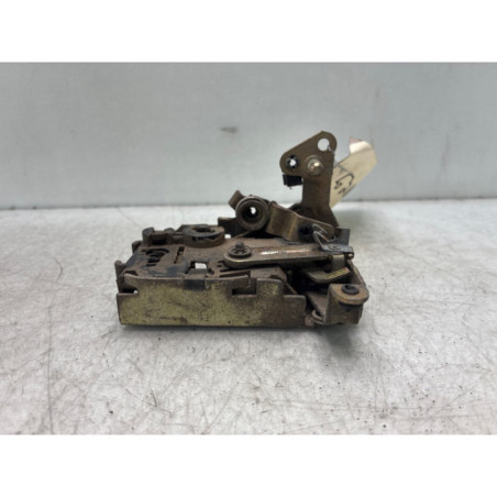 Serrure avant gauche PEUGEOT 106