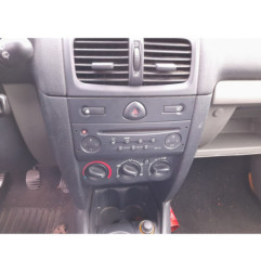 Feu arriere principal gauche (feux) RENAULT CLIO 2
