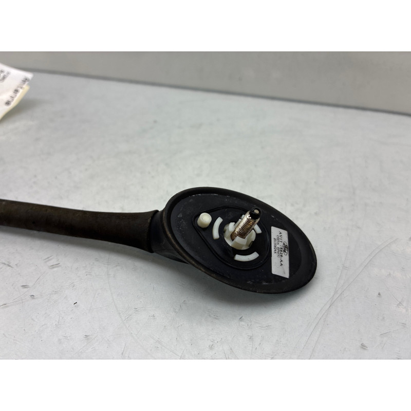 Antenne FORD B-MAX Photo n°3