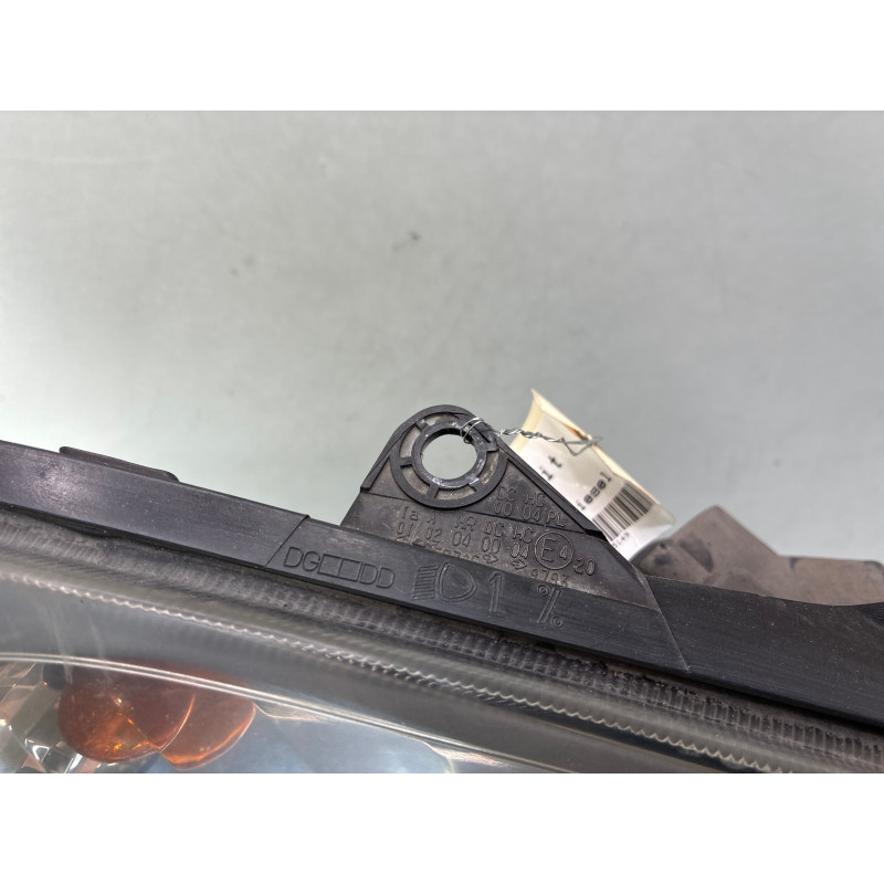 Optique avant principal droit (feux)(phare) RENAULT CLIO 2 Photo n°4