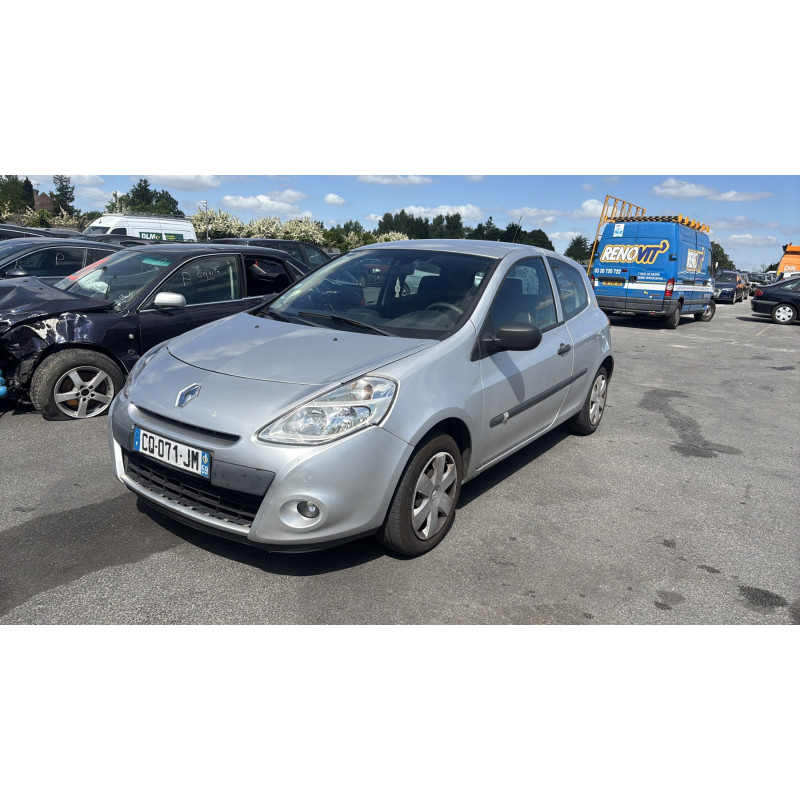 Feu arriere principal gauche (feux) RENAULT CLIO 3 Photo n°5