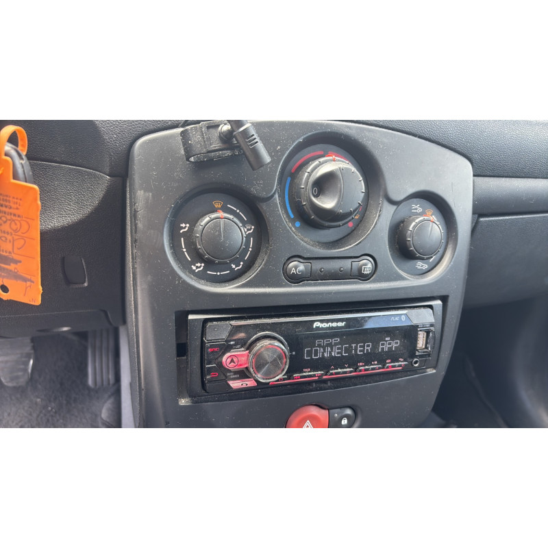 Feu arriere principal gauche (feux) RENAULT CLIO 3 Photo n°18