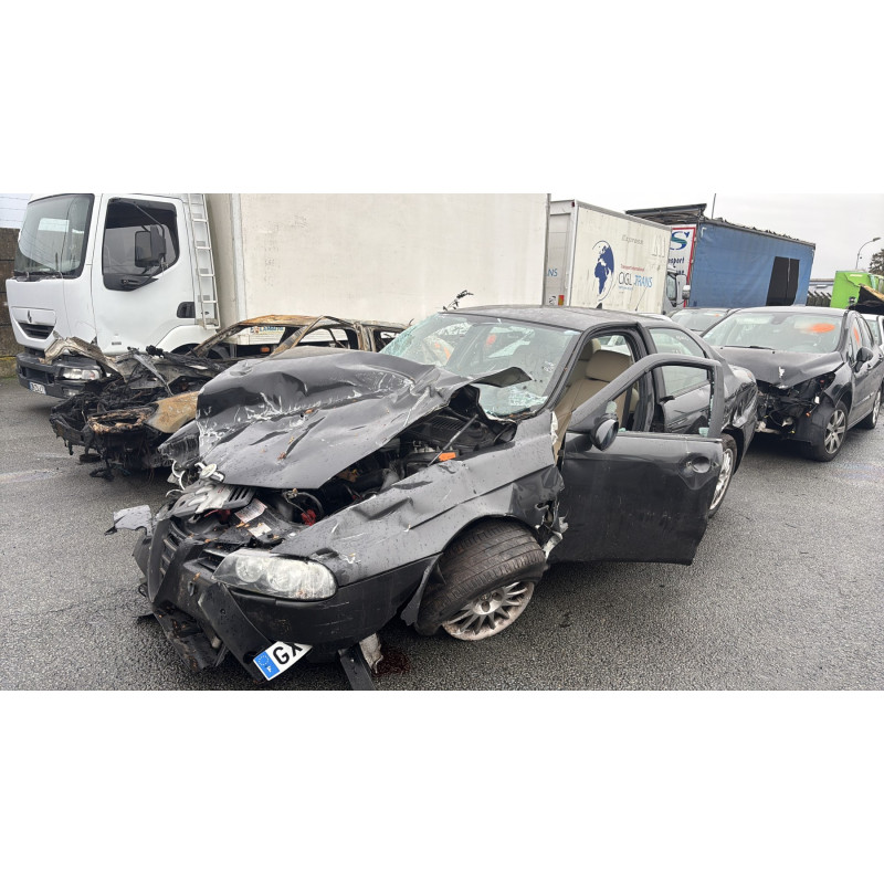 Feu arriere secondaire droit (feux) ALFA ROMEO 156 Photo n°4