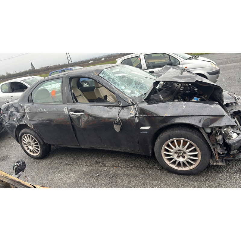 Feu arriere secondaire droit (feux) ALFA ROMEO 156 Photo n°7
