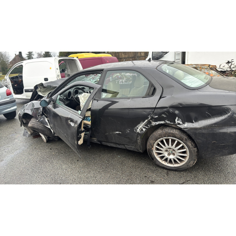 Feu arriere secondaire droit (feux) ALFA ROMEO 156 Photo n°11