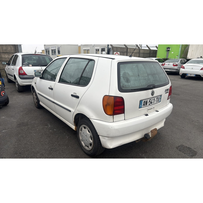 Optique avant secondaire gauche (feux)(clignotant) VOLKSWAGEN POLO 3 Photo n°10