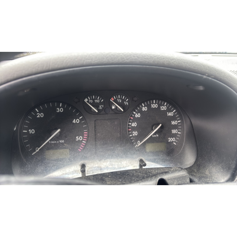 Optique avant secondaire gauche (feux)(clignotant) VOLKSWAGEN POLO 3 Photo n°18