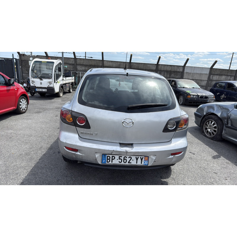 Feu arriere secondaire droit (feux) MAZDA 3 1 Photo n°9