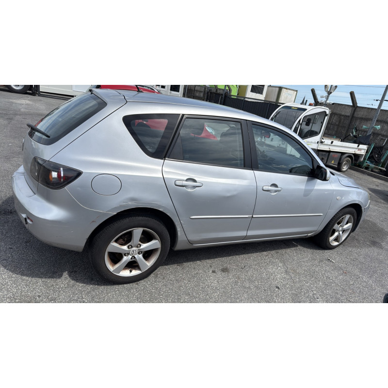 Feu arriere secondaire droit (feux) MAZDA 3 1 Photo n°10