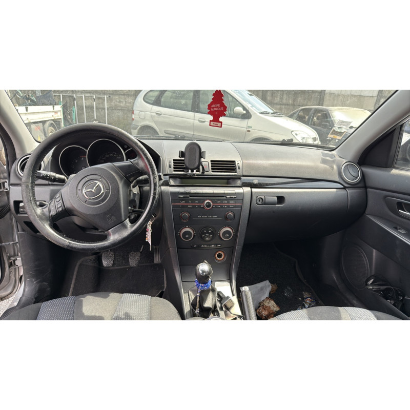 Feu arriere secondaire droit (feux) MAZDA 3 1 Photo n°15