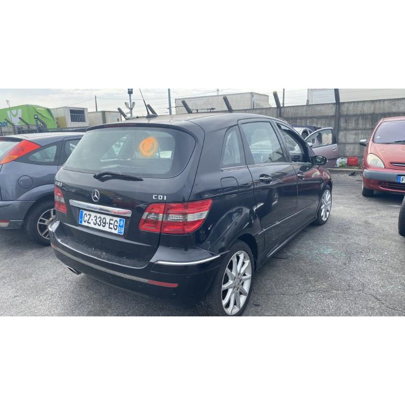 Feu arriere secondaire gauche (feux) MERCEDES CLASSE B 245 Photo n°4
