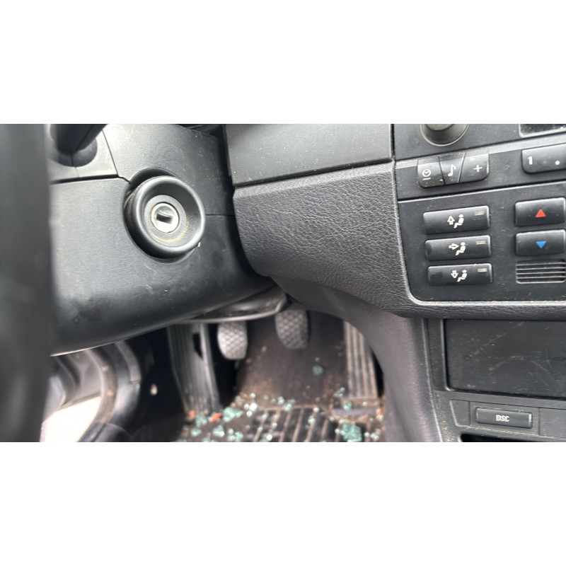 Feu arriere principal droit (feux) BMW SERIE 3 E46 Photo n°18