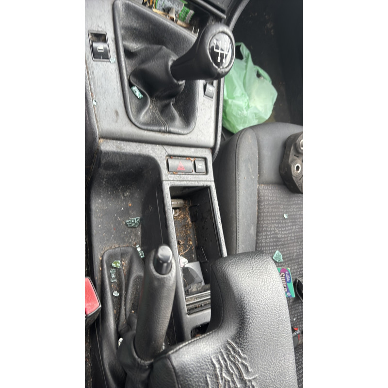 Feu arriere secondaire gauche (feux) BMW SERIE 3 E46 Photo n°16