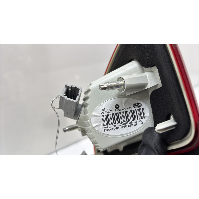 Feu arriere secondaire droit (feux) RENAULT TWINGO 2 Photo n°4