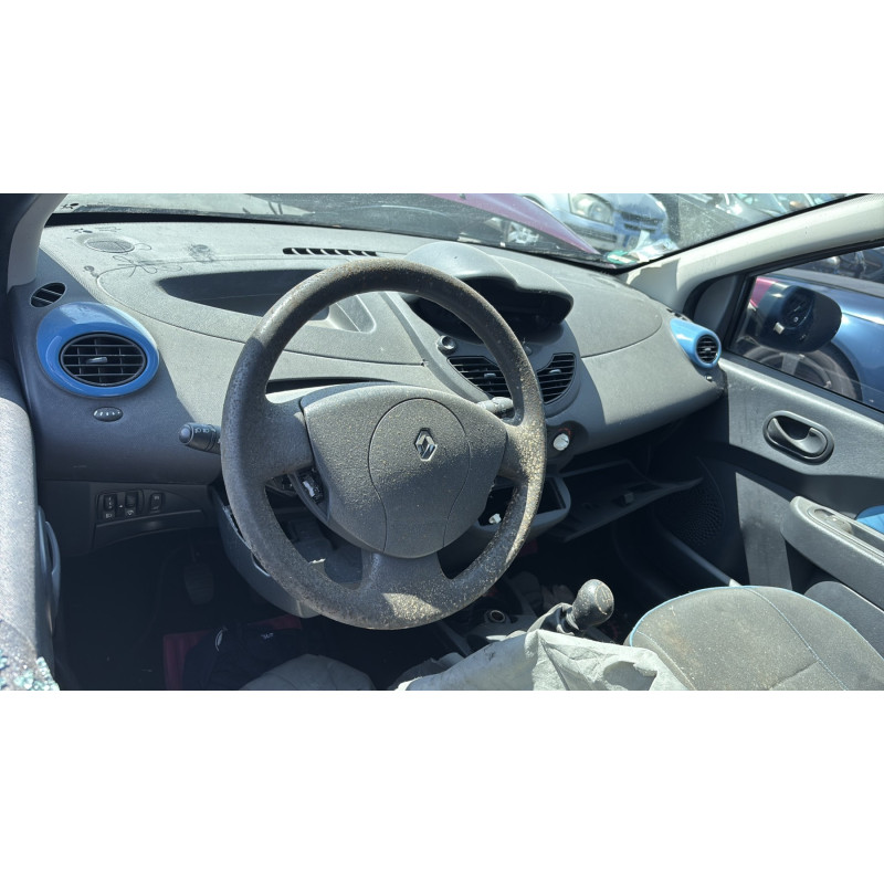 Feu arriere secondaire droit (feux) RENAULT TWINGO 2 Photo n°13