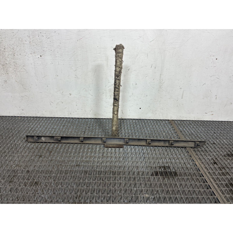 Baguette de porte avant gauche RENAULT LAGUNA 3 Photo n°3