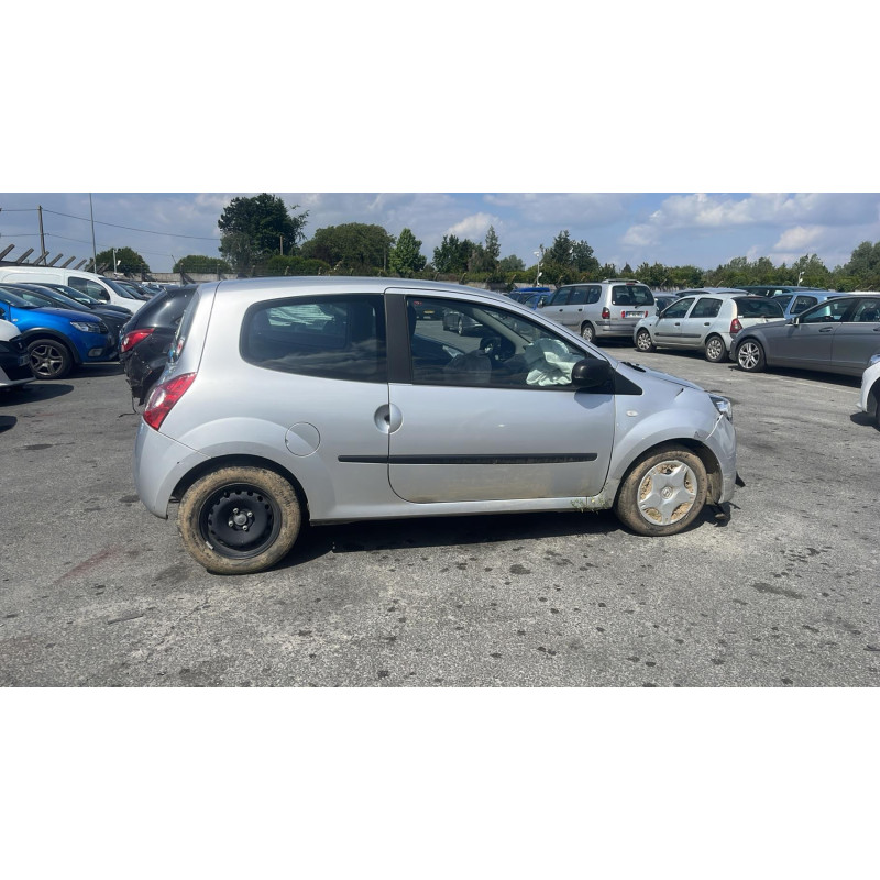 Feu arriere secondaire droit (feux) RENAULT TWINGO 2 Photo n°13