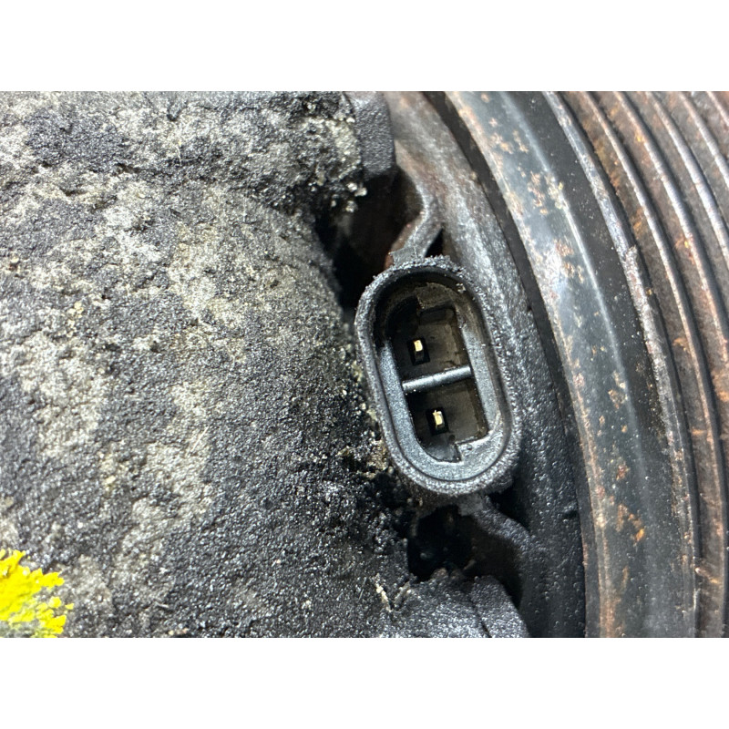 Compresseur clim RENAULT SCENIC 1 Photo n°5