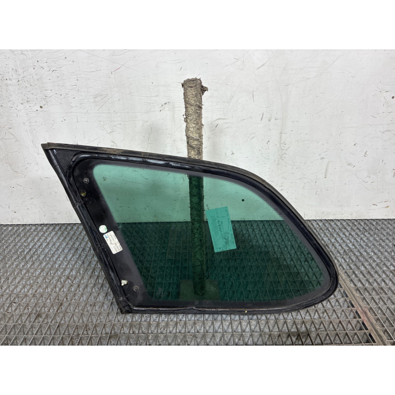 Custode arriere droit VOLKSWAGEN GOLF 5 Photo n°3