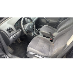 Custode arriere gauche VOLKSWAGEN GOLF 5