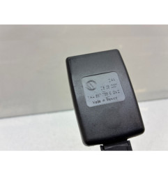 Attache ceinture avant gauche VOLKSWAGEN GOLF 5