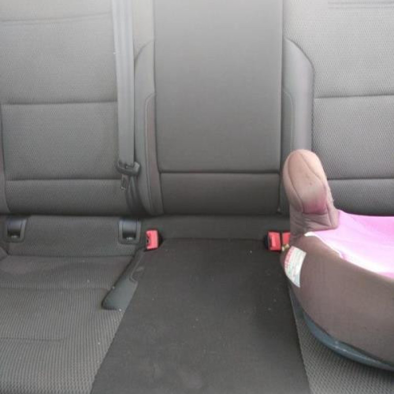 Ceinture arriere centrale VOLKSWAGEN GOLF 7 Photo n°10