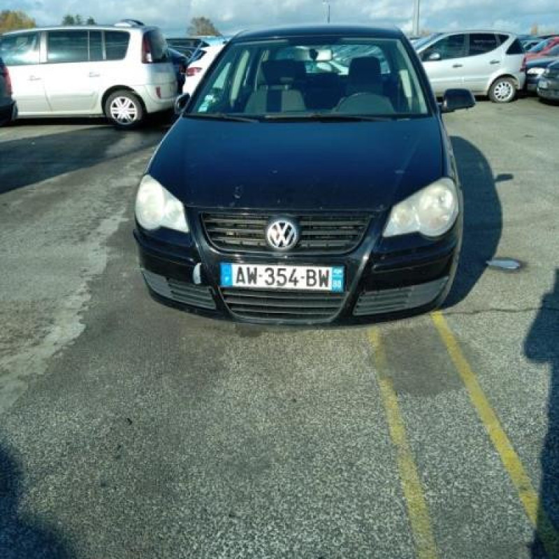 Serrure avant droit VOLKSWAGEN POLO 4 Photo n°4