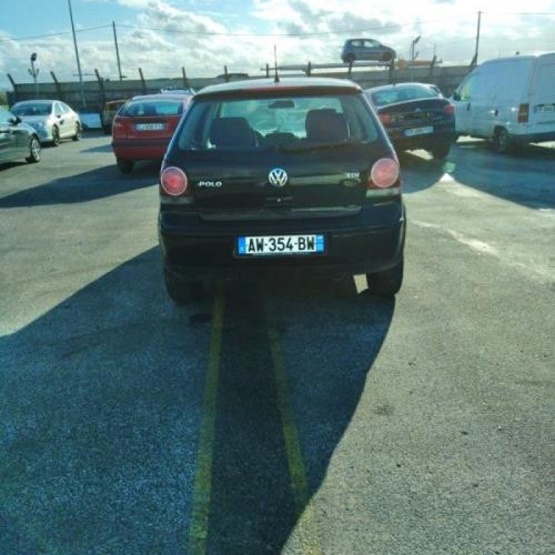 Serrure avant droit VOLKSWAGEN POLO 4 Photo n°7