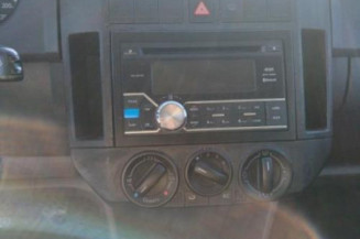 Serrure avant droit VOLKSWAGEN POLO 4