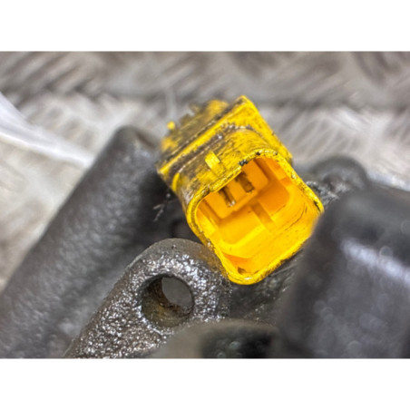 Compresseur clim CITROEN C4 1 Photo n°1