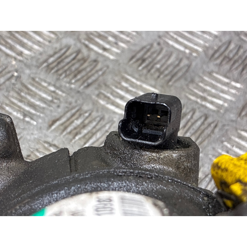 Compresseur clim CITROEN C4 1 Photo n°5