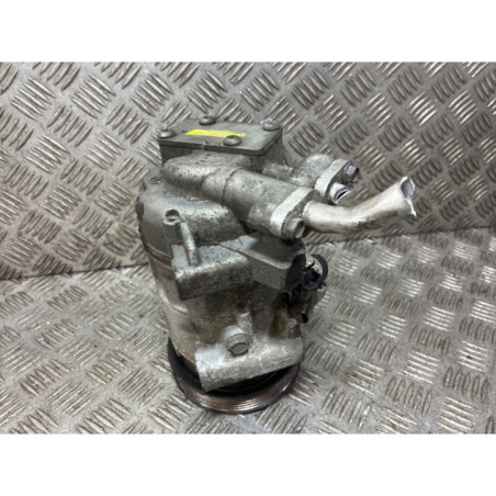 Compresseur clim RENAULT CLIO 4