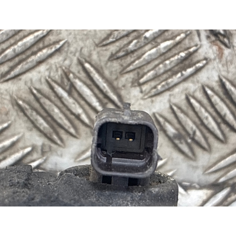Compresseur clim CITROEN C4 1 Photo n°1