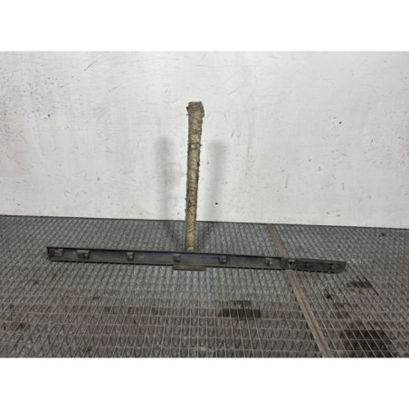 Baguette de porte avant gauche RENAULT CLIO 3 Photo n°1