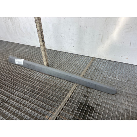 Baguette de porte avant droite MERCEDES VITO 639