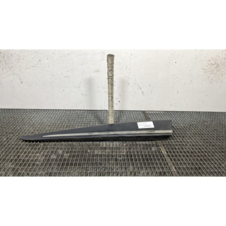Baguette de porte avant gauche RENAULT CLIO 4 Photo n°1