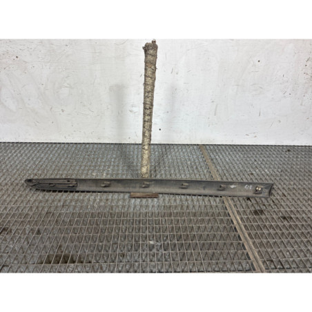 Baguette de porte avant droite RENAULT MODUS