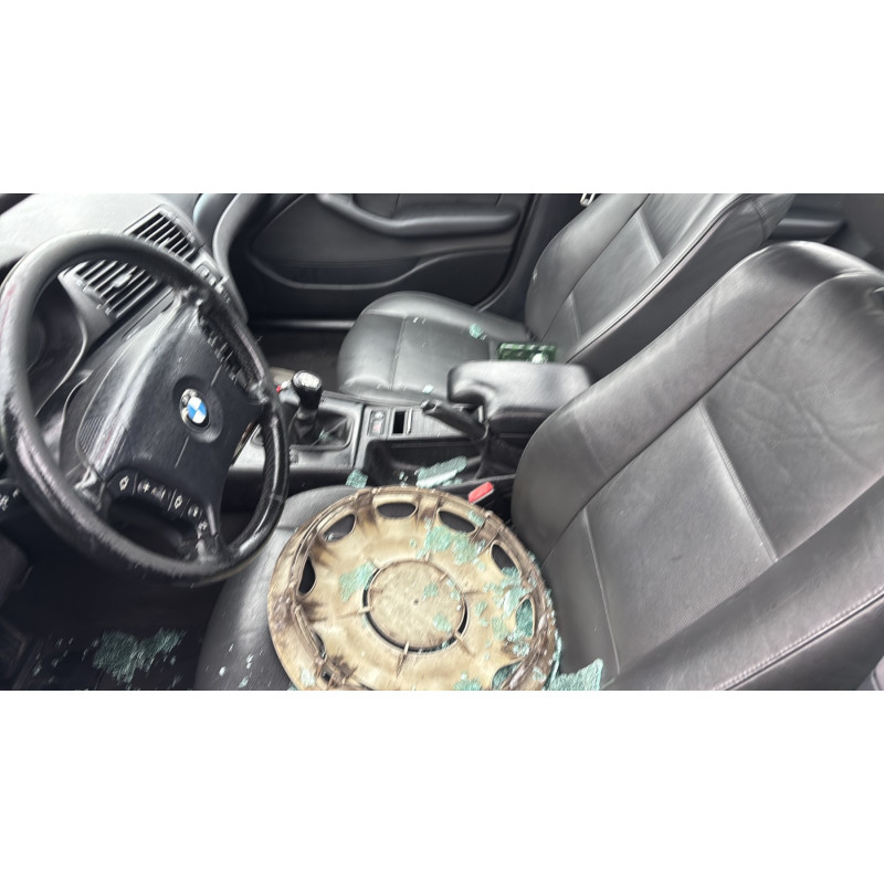 Optique avant secondaire droit (feux)(clignotant) BMW SERIE 3 E46 Photo n°13