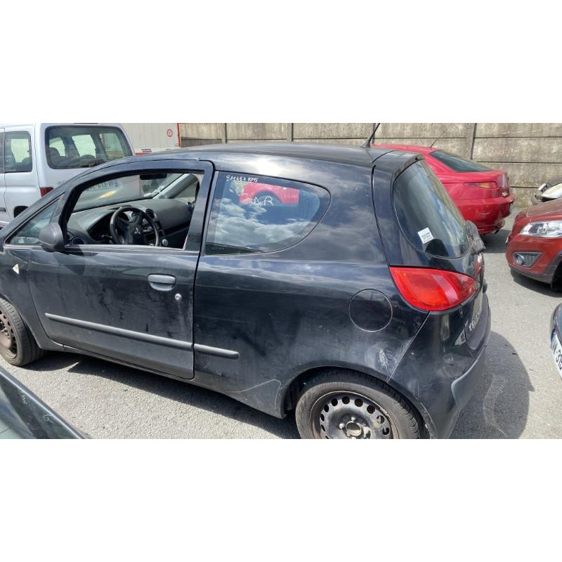 Feu arriere secondaire droit (feux) MITSUBISHI COLT 6 Photo n°18