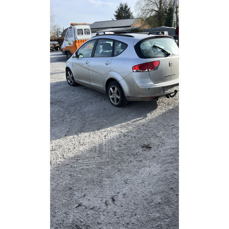 Feu arriere secondaire gauche (feux) SEAT ALTEA Photo n°7