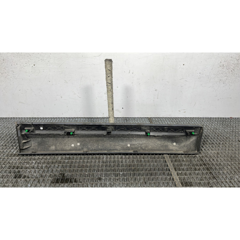 Baguette de porte avant gauche SEAT ATECA Photo n°4