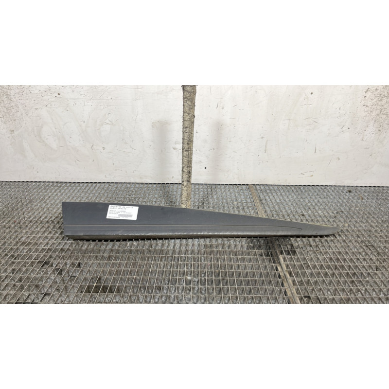 Baguette de porte avant droite RENAULT CLIO 4 Photo n°1