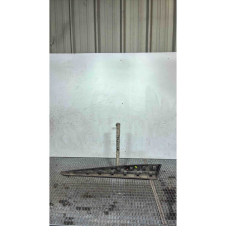 Baguette de porte avant droite RENAULT CLIO 4