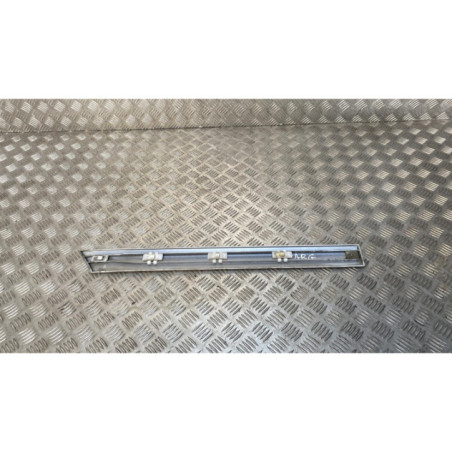 Baguette de porte arriere gauche MERCEDES CLASSE C 203