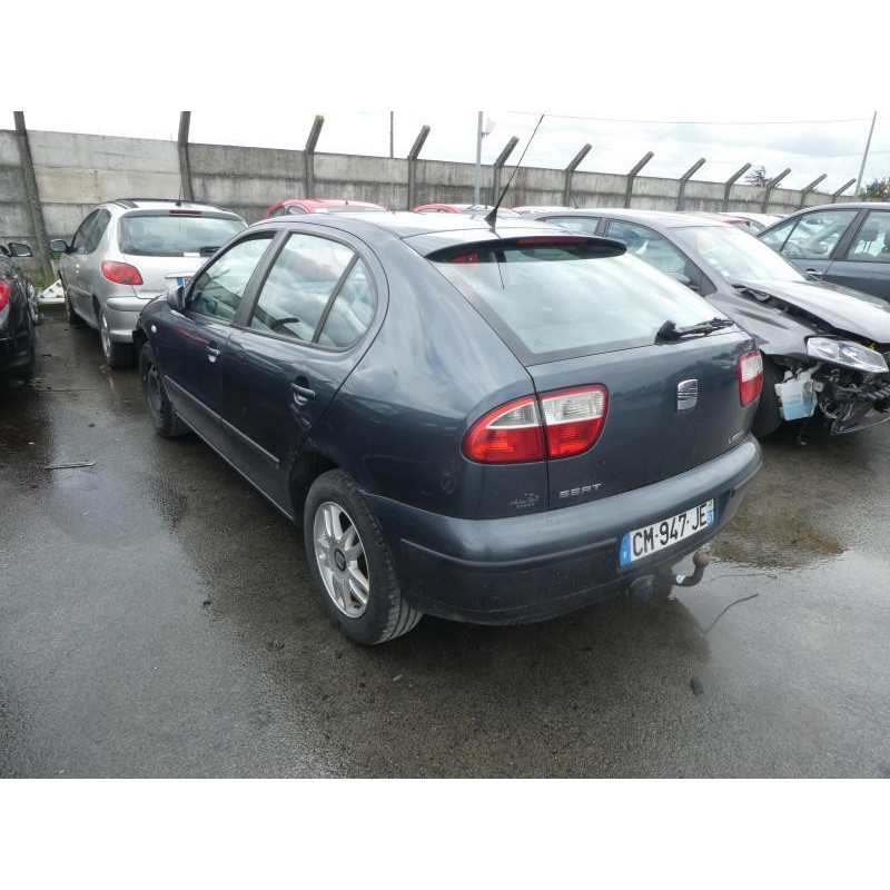 Feu arriere secondaire gauche (feux) SEAT LEON 1 Photo n°8