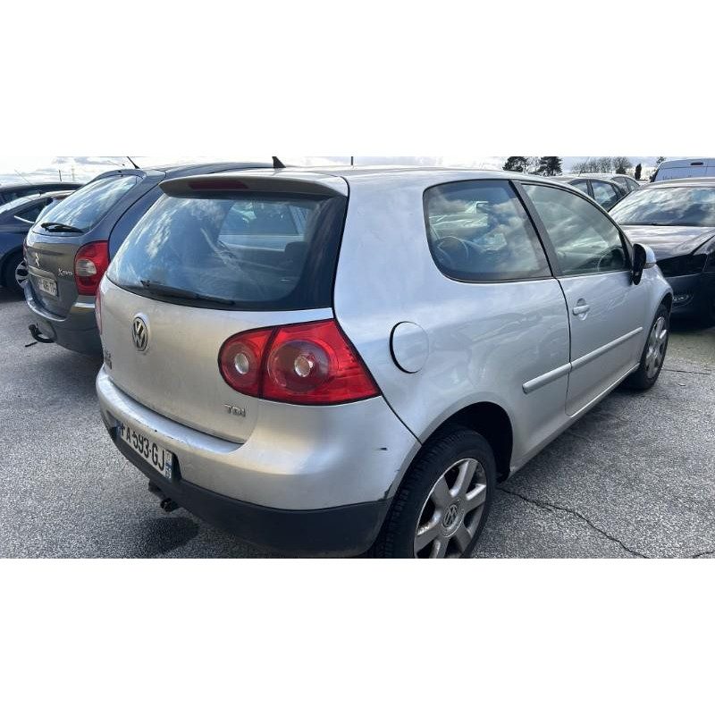 Feu arriere secondaire gauche (feux) VOLKSWAGEN GOLF 5 Photo n°8
