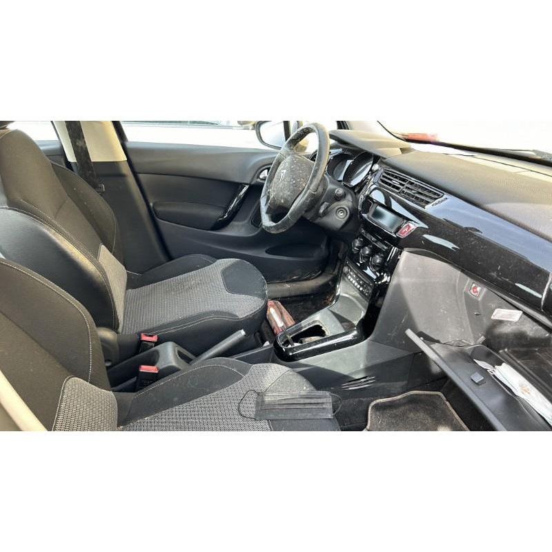 Feu arriere secondaire droit (feux) CITROEN C3 2 Photo n°5